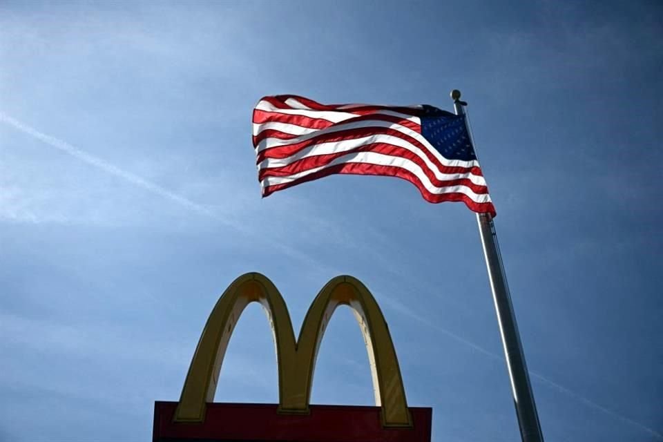 Las ventas de McDonald's en Estados Unidos cayeron 1.4 por ciento en el cuarto trimestre de 2024.