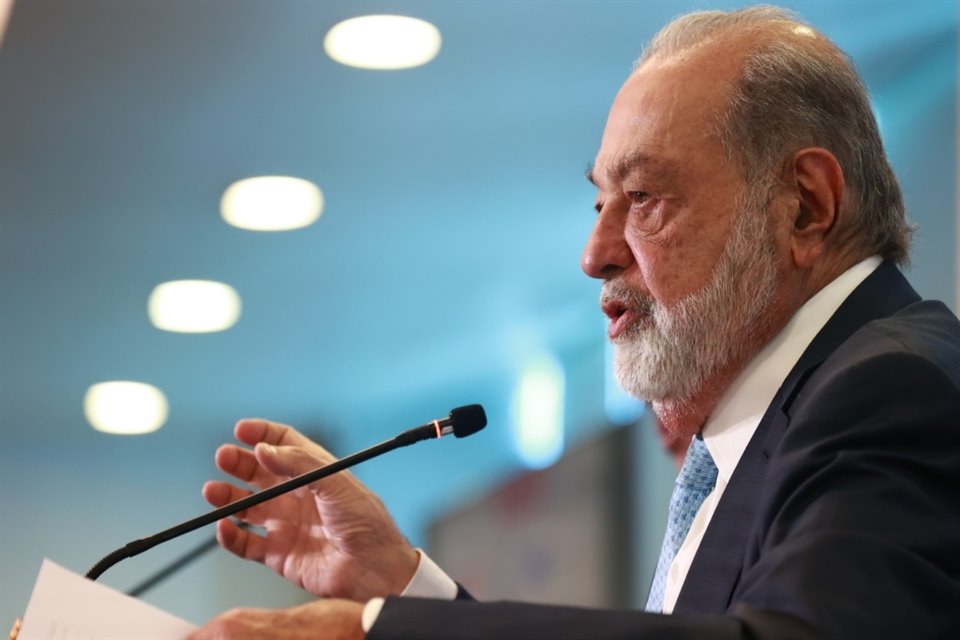 El empresario Carlos Slim afirmó que la aplicación de aranceles no funcionan para solucionar problemas y generan mayor inflación.