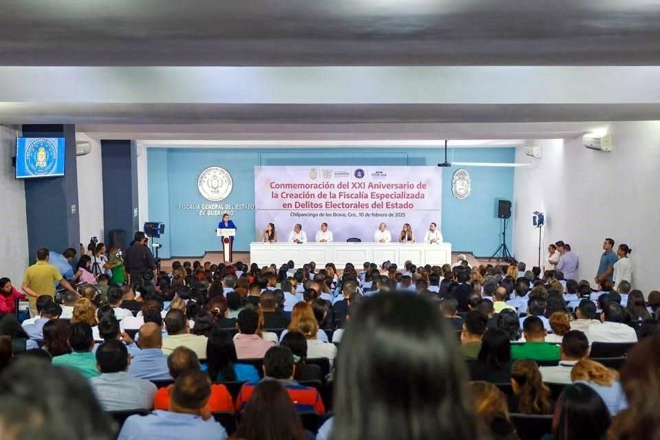 Conmemora Evelyn Salgado el XXI Aniversario de la Fiscalía de Delitos Electorales en Guerrero