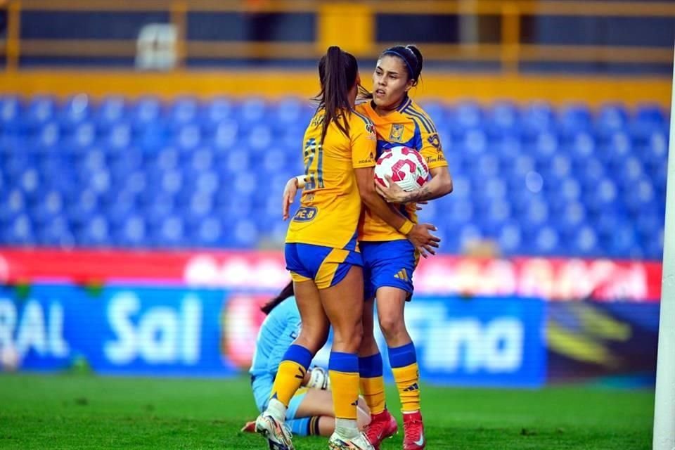 Tigres sufrió para vencer 2-1 al Atlético de San Luis, en el Estadio Universitario.