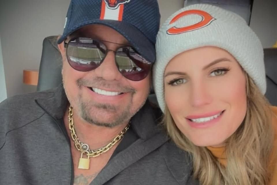 La novia de Vince Neil viajaba en el avión, según los primeros reportes, tuvo cinco costillas rotas.