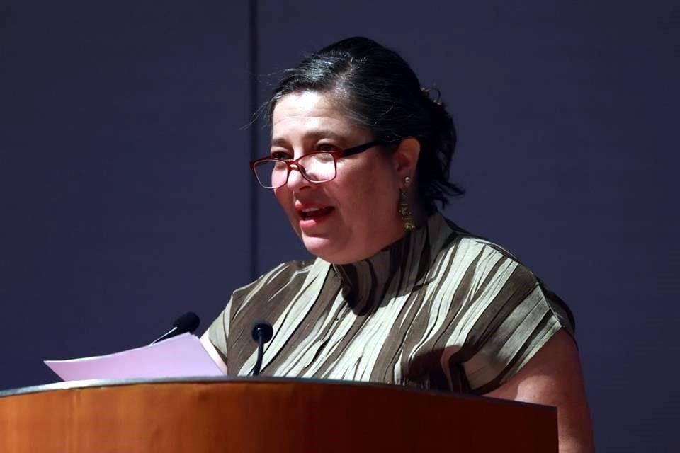 La demógrafa Silvia Giorguli Saucedo repasó las paradojas del crecimiento poblacional en México durante su discurso de ingreso a El Colegio Nacional.