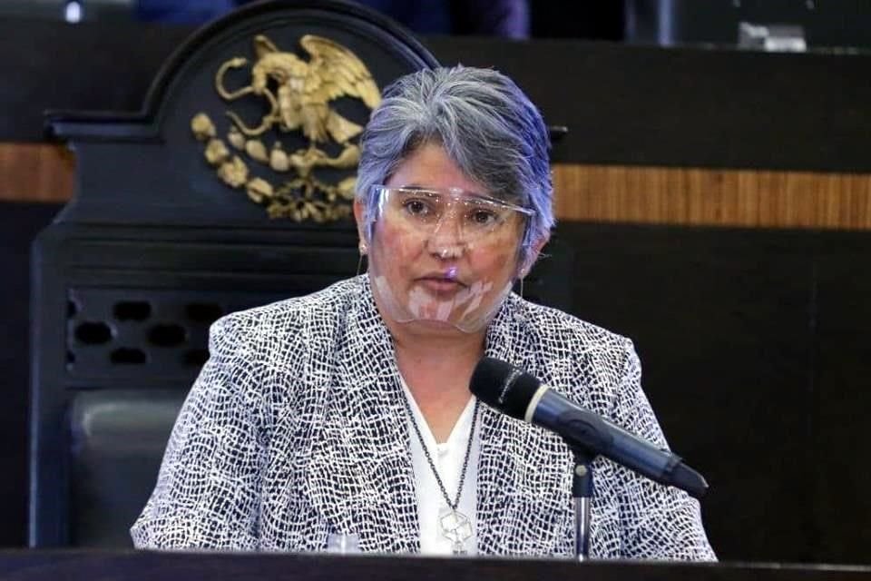 La Secretaria Gloria Molina alertó que la pandemia continua activa a nivel estatal, derivado de la presencia de cuatro variantes, entre ellas la Delta y la que dio origen al virus.