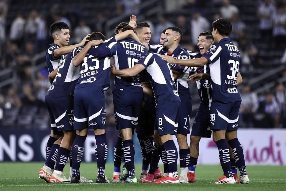 Monterrey avanzó a Octavos de la Conca al vencer 3-0 al Forge FC (5-0 global).