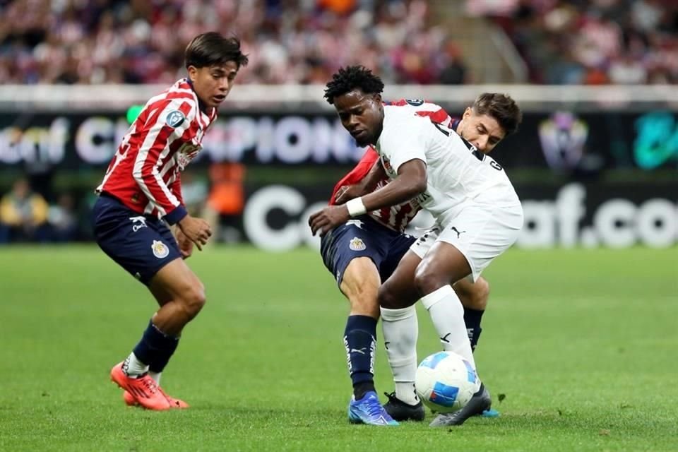 Las Chivas ahora enfrentarán al América.