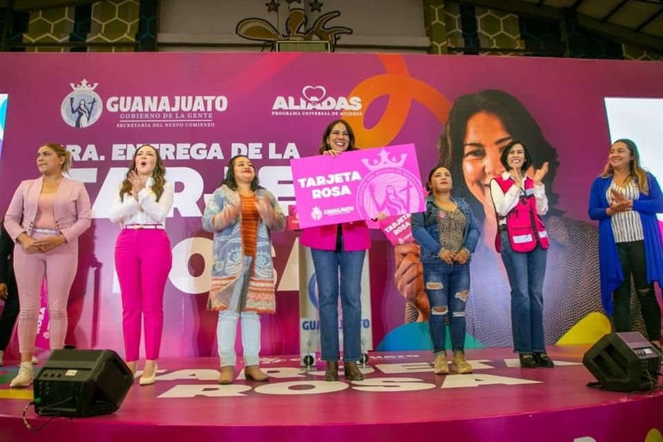 Inicia Guanajuato entrega de la Tarjeta Rosa