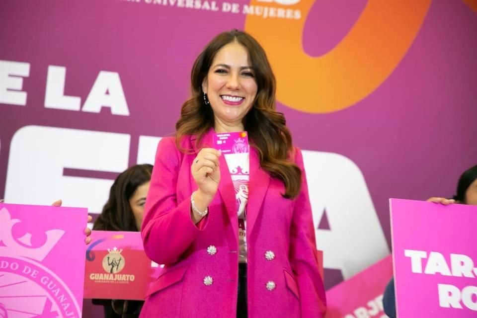 Inicia Guanajuato entrega de la Tarjeta Rosa