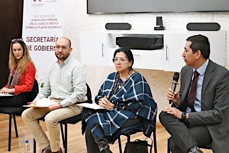 La presidenta de la CDH, Nashieli Ramírez, ayer en el Foro de Consulta: La Movilidad Humana en la Ciudad de México.