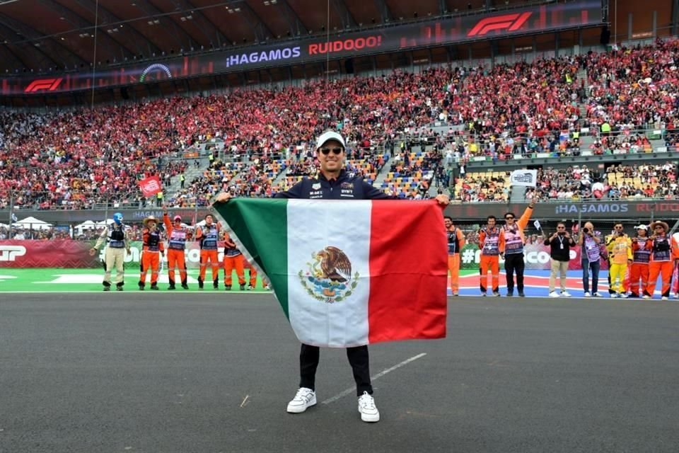 Sergio Pérez es de los deportistas más seguidos en México.