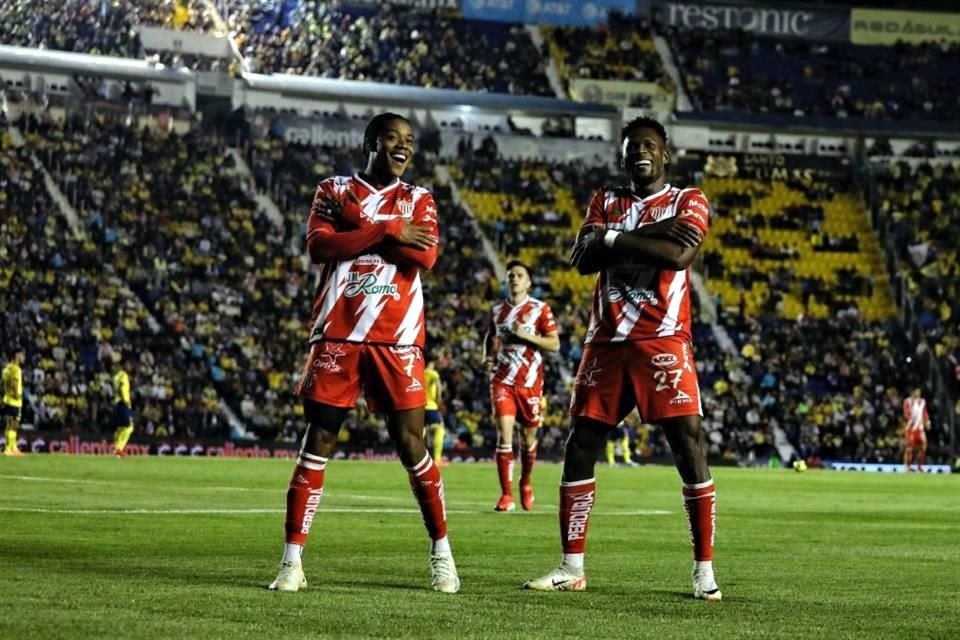 Necaxa sorprendió a todos en el Estadio Ciudad de los Deportes desde el arranque y se llevó tres puntos de oro al derrotar al América.