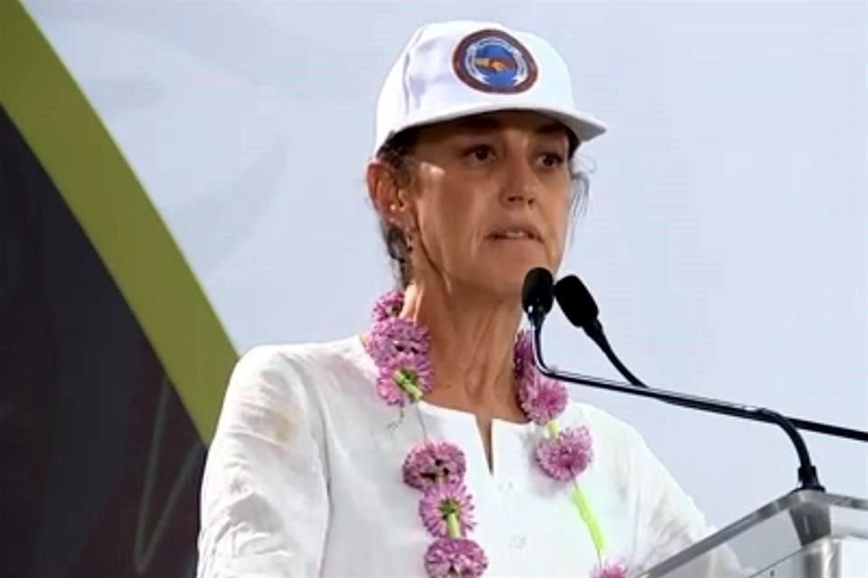 Claudia Sheinbaum, Presidenta de la República, encabezó un acto de programas para el Bienestar en el Municipio de Gutiérrez Zamora, Veracruz.