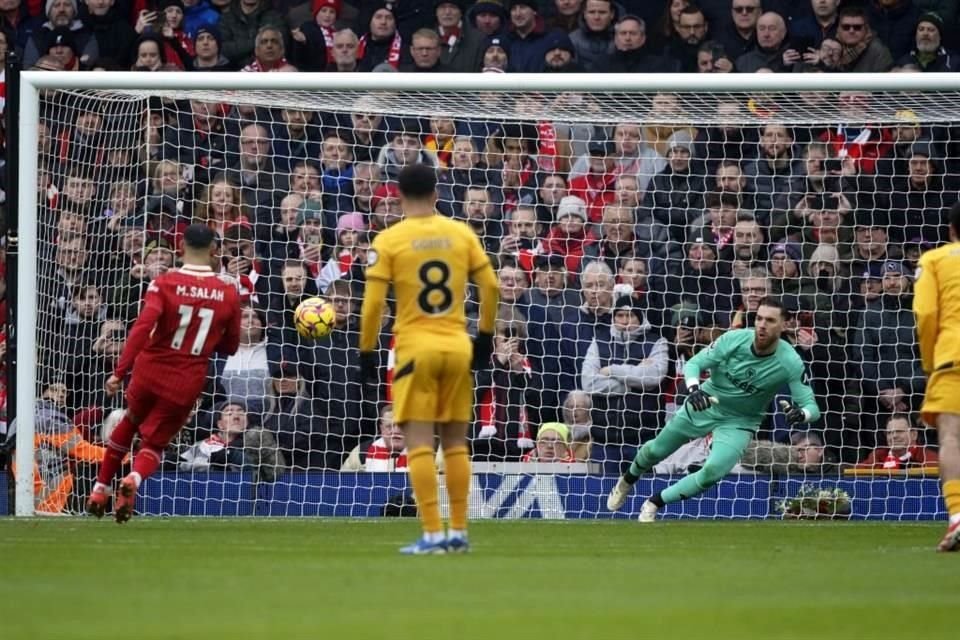 Mohamed Salah volvió a acertar un tiro penal.