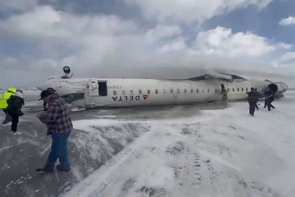 Un avión de Delta Airlines que llegaba de Minneapolis sufrió un incidente al aterrizar.