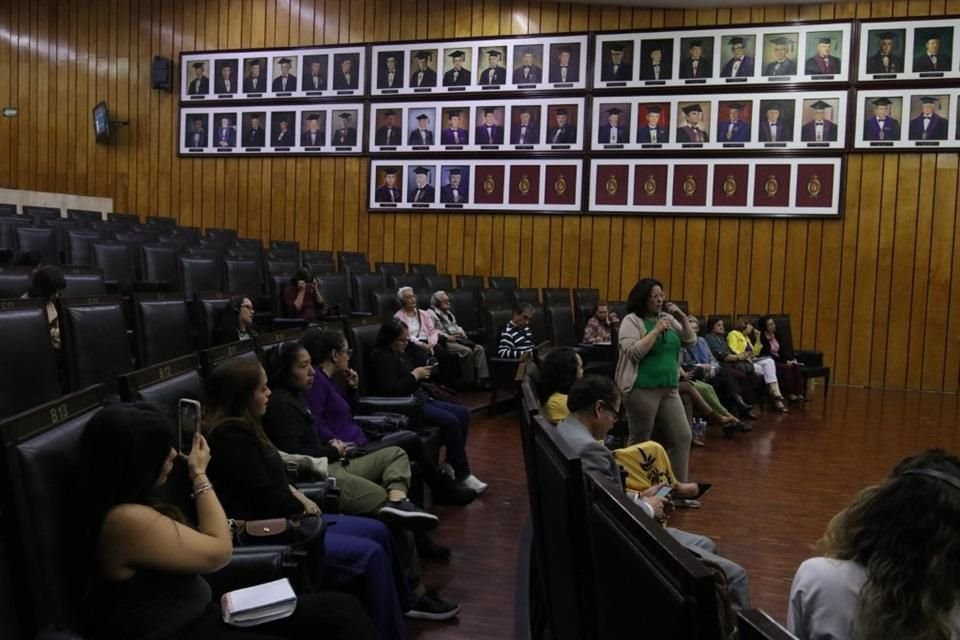 La conferencia fue dictada en el auditorio de la Academia Mexicana de Cirugía, en la Colonia Doctores.