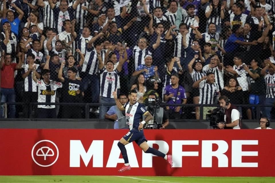 Con gol de Pablo Ceppelini, Alianza Lima derrotó 1-0 a Boca Juniors en la ida de la Segunda Fase de la Copa Libertadores.