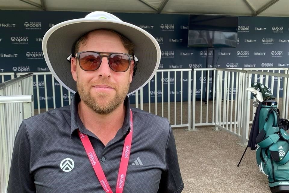 Jorge Martínez ha apoyado como caddie a las mexicanas Gaby López y María Fassi.