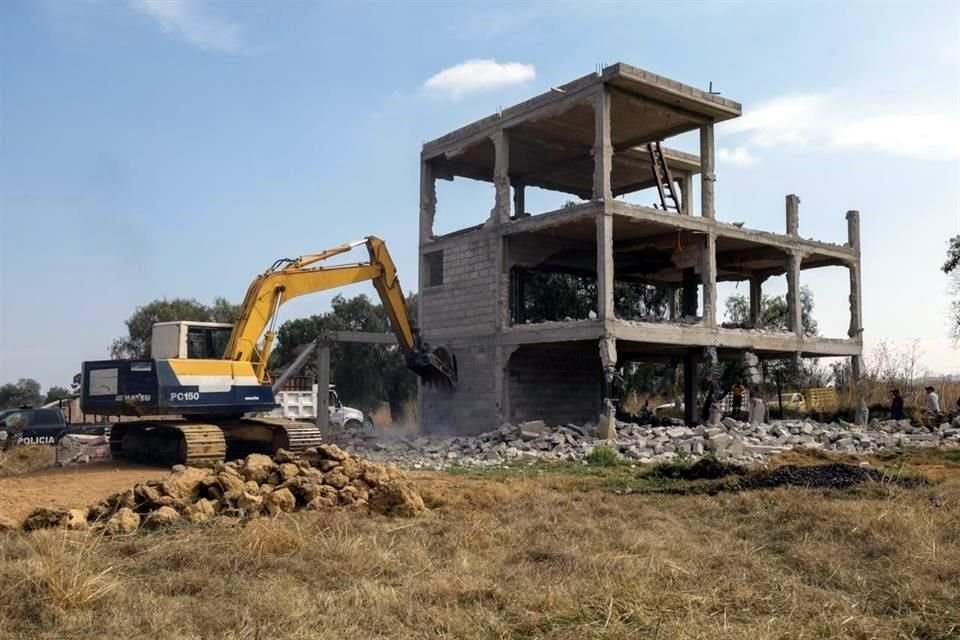 Durante el operativo se retiraron casas que ya habían sido constituidas.