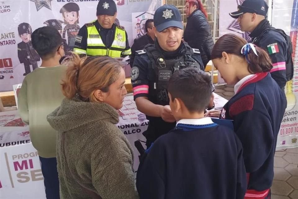 Agentes dieron pláticas acerca de la violencia de género y sobre prevención de adicciones del programa Mi Escuela Segura.