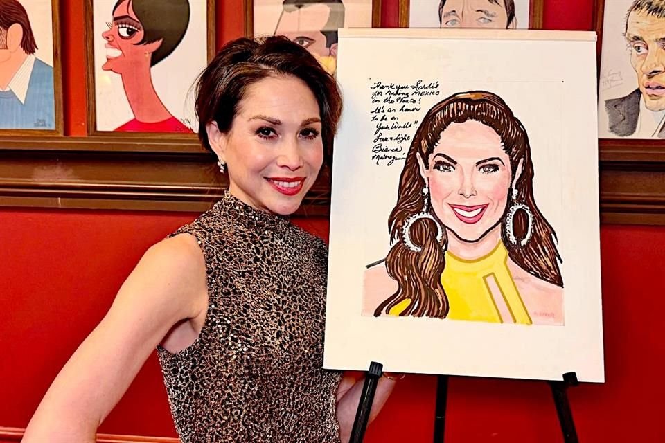 Un emblemático restaurante en Broadway honró a la mexicana Bianca Marroquín con una caricatura en sus paredes llenas de celebridades.