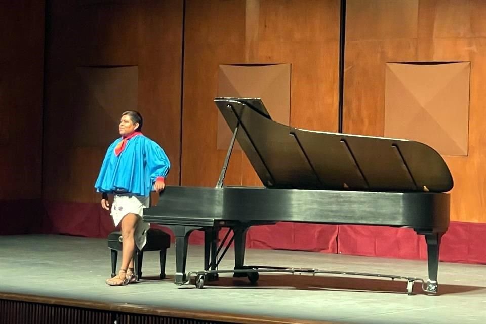 Romeyno Gutiérrez, primer pianista indígena en América Latina, busca encaminar a niños rarámuris a la música con escuela en su comunidad.