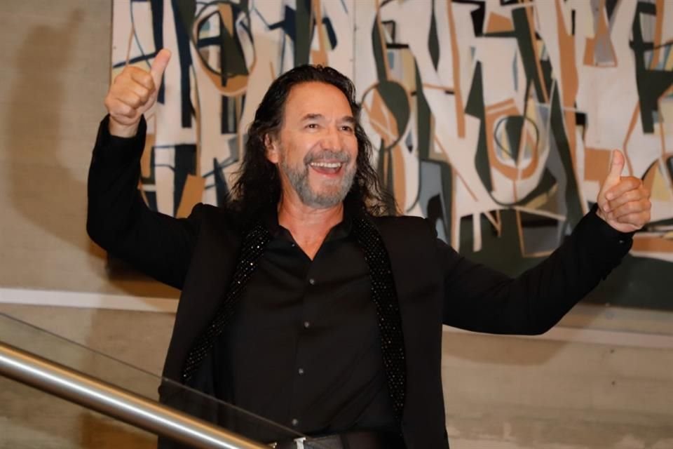 Durante uno de sus conciertos, el cantante Marco Antonio Solís sorprendió a su público al bailar el tema 'Not Like Us' de Kendrick Lamar.