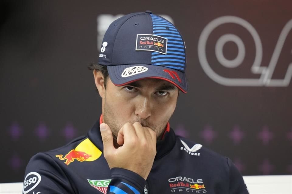 Checo Pérez salió de Red Bull pese a tener contrato vigente.