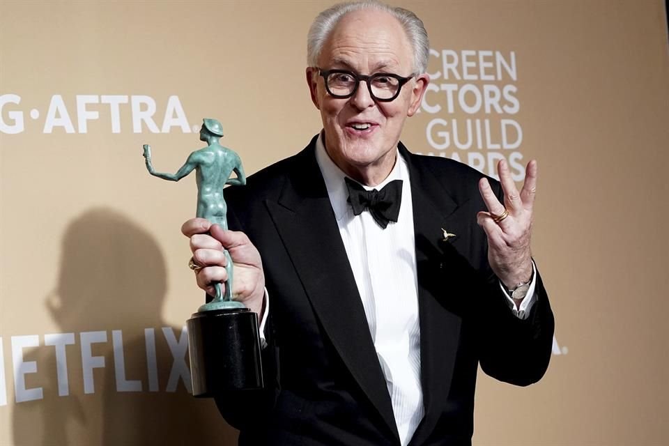 Aunque HBO todavía no lo anuncia oficialmente, el actor John Lithgow ya confirmó que interpretará a Dumbledore en la serie de 'Harry Potter'.