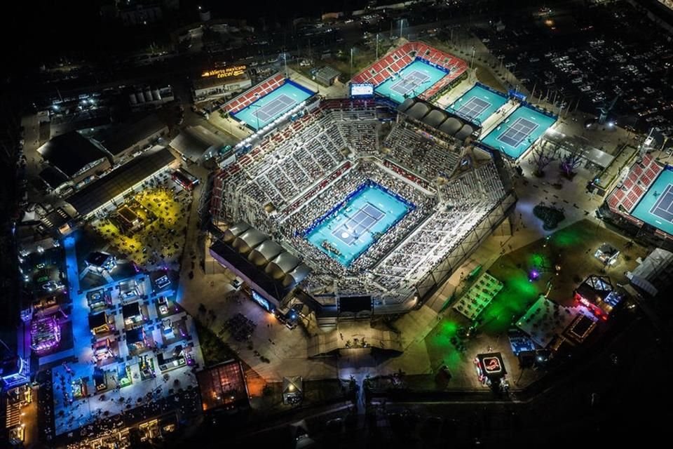 El Abierto Mexicano de Tenis se disputa en Acapulco.