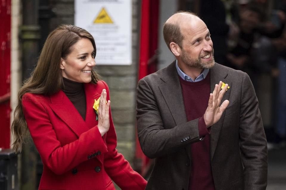 Guillermo y Kate celebraron el Día de San David en Gales, apoyando a la comunidad afectada por inundaciones y preparando pasteles galeses.