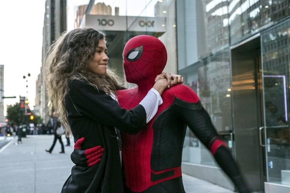 Impulsados por las ventas de boletos para la película Spider-Man: No Way Home, los cines en México lograron ingresos por 7 mil 495 millones de pesos en 2021.