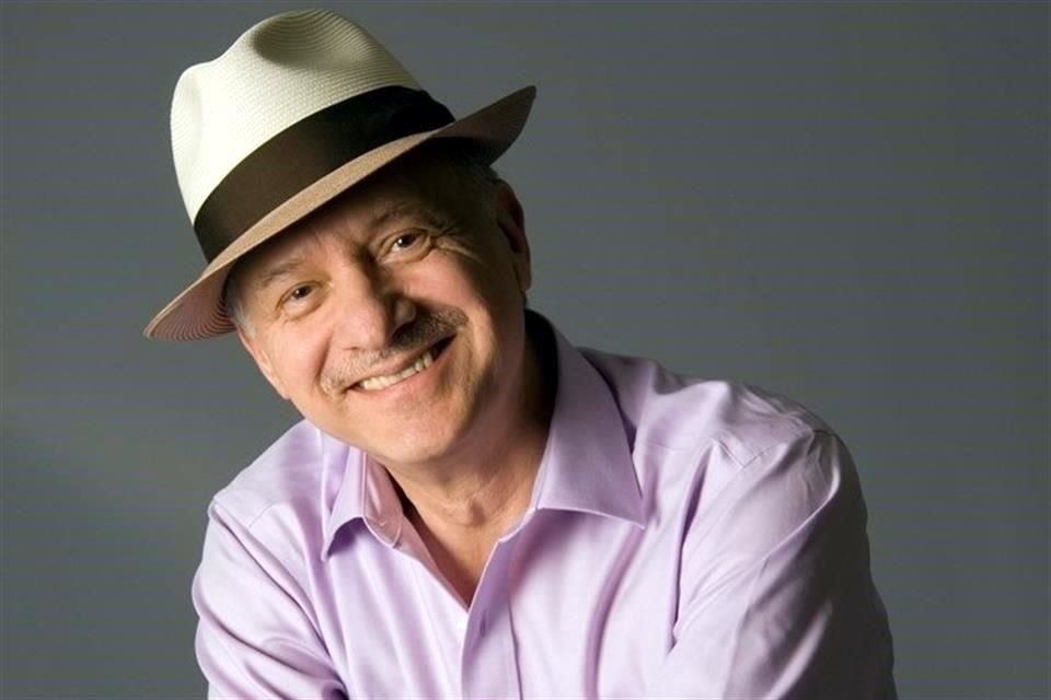 Daniel Catán, compositor mexicano de ópera, falleció el 9 de abril de 2011 en Texas.