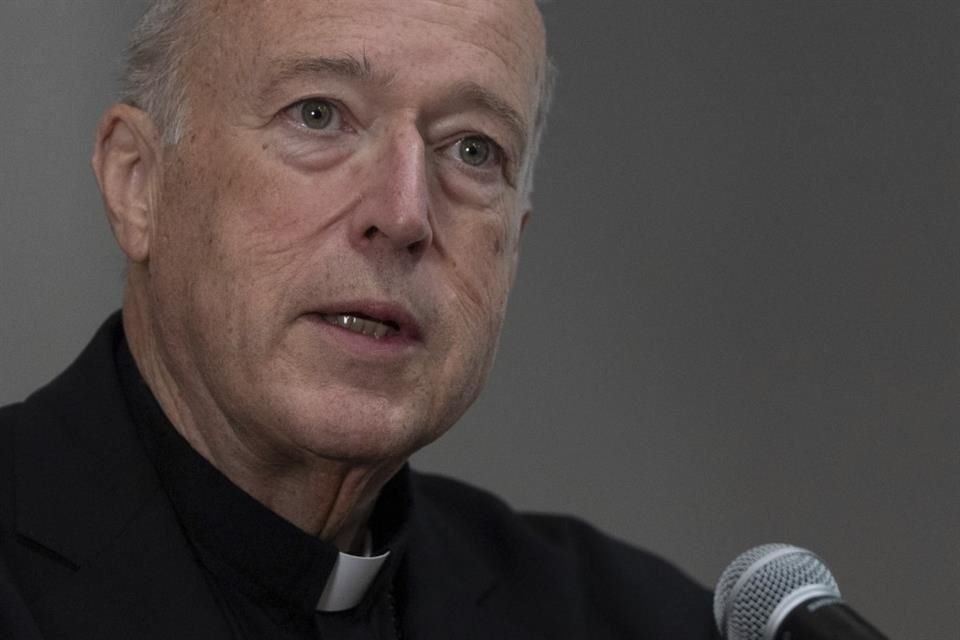 El Cardenal Robert McElroy de San Diego durante una conferencia de prensa el 27 de febrero.