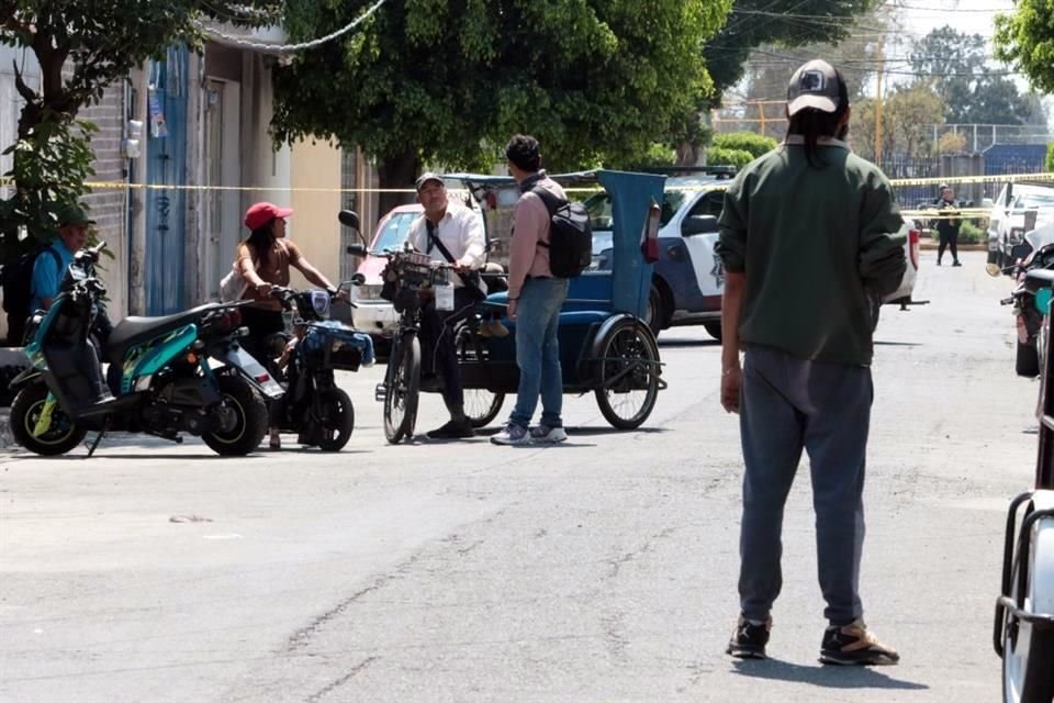 Policías municipales y paramédicos acudieron, pero sólo para confirmar que la víctima había muerto y que tenía signos de violencia.