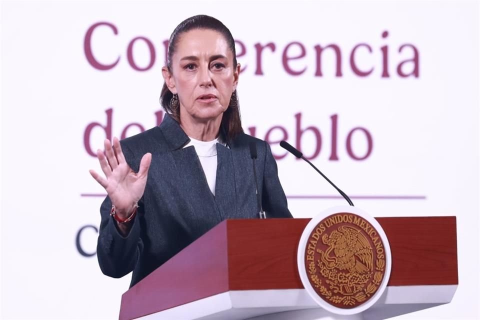 La Presidenta Sheinbaum dijo que esperará si los aranceles entran en vigor mañana y su Gobierno responderá aunque este día podría tener una llamada con Trump sobre el tema.