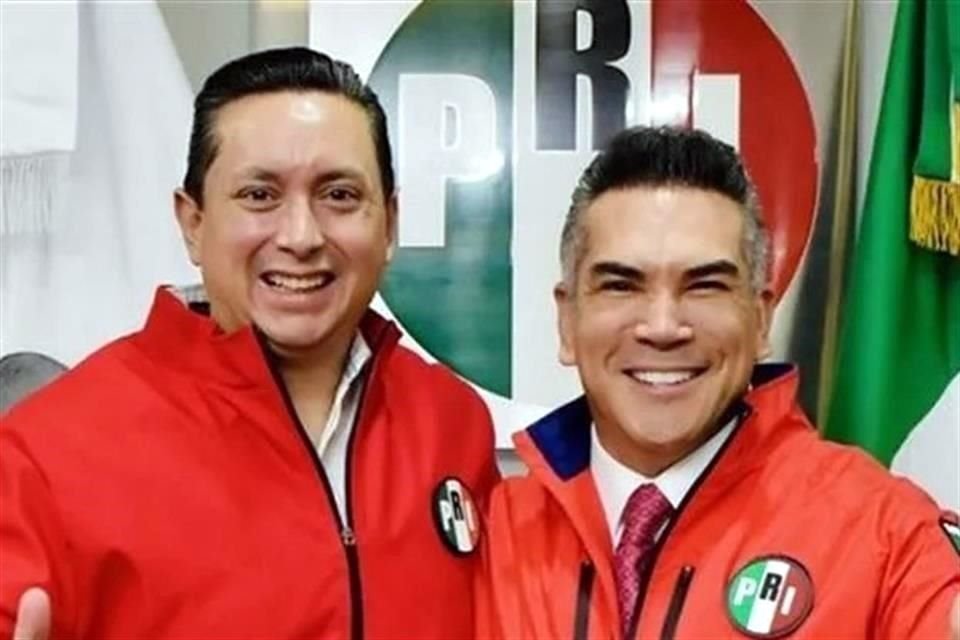 Rafael Echazarreta Torres, presidente del PRI en Mérida, Yucatán, renunció a Morena y se integró al partido tricolor en 2024. El propio líder nacional le dio la bienvenida.