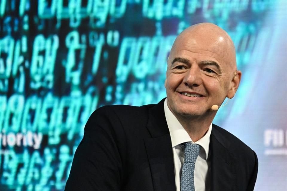 La FIFA también organiza lo que su presidente Gianni Infantino llamó una 'toma' de Times Square para el fin de semana final del torneo.