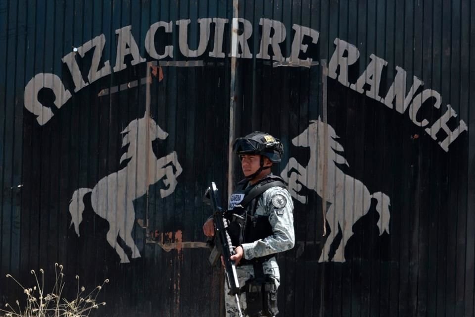 La Vicefiscalía en Personas Desaparecidas tomó el control del rancho de Teuchitlán donde Guerreros Buscadores encontró crematorios y restos.