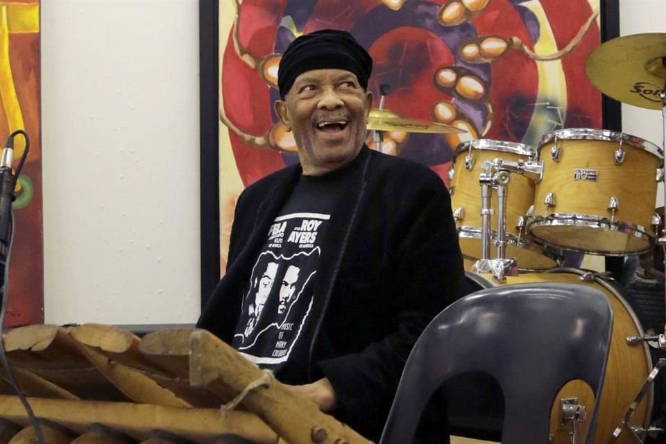 Roy Ayers, pionero del jazz funky y neo-soul, creador de 'Everybody Loves the Sunshine', falleció a los 84 años tras una larga enfermedad.