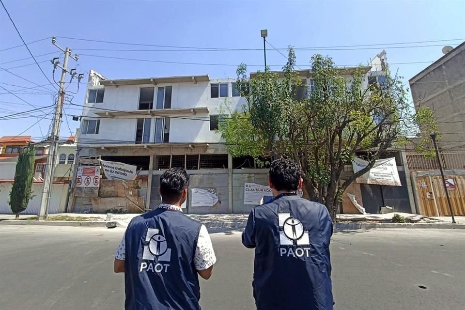 En el edificio fueron derribados el cuarto y quinto piso, tras una verificación de la Alcaldía.