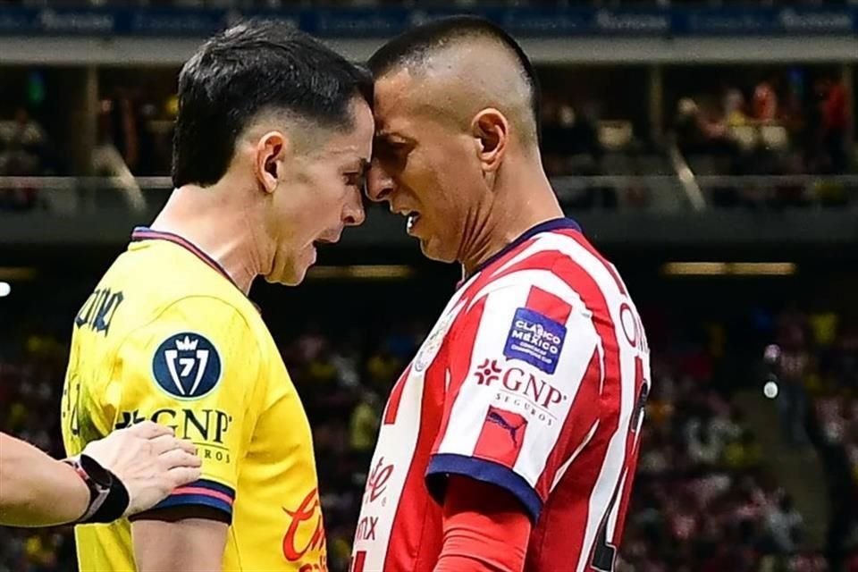 Chivas y América se vuelven a ver las caras en Guadalajara para el segundo round del Clásico Nacional.