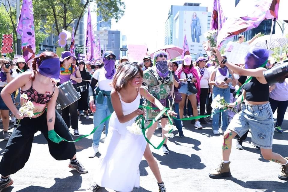 La solidaridad entre mujeres se manifestó durante toda la ruta.