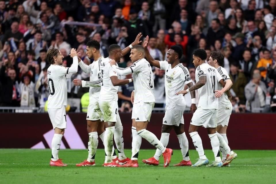 Vinícius marcó uno, pero pudo haber terminado con más goles.