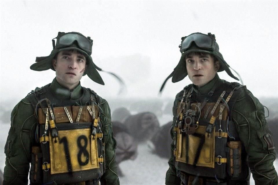 'Mickey 17', con Robert Pattinson y dirigida por  Bong Joon Ho, se estrenó en primer lugar de cines.