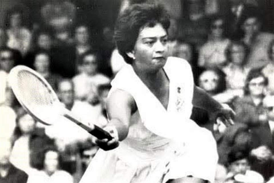 Yola Ramírez fue inducida al Salón de la Fama de Wimbledon y de Roland Garros.