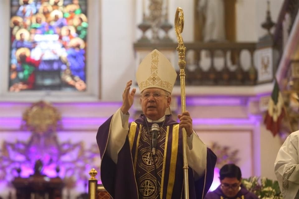 José Francisco Robles, Arzobispo de Guadalajara, señaló que las autoridades fueron omisas para localizar crematorios de Teuchitlán.