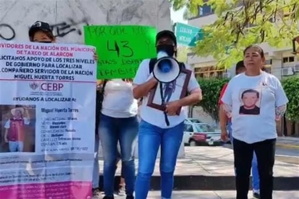 A 2 años de la desaparición del servidor de la nación Miguel Huerta Torres en Taxco, autoridades han sido omisas en el caso, acusa familia.