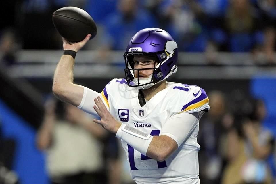 Sam Darnold firmó por tres años y 100.5 millones de dólares para ser el nuevo quarterback de los Seattle Seahawks.