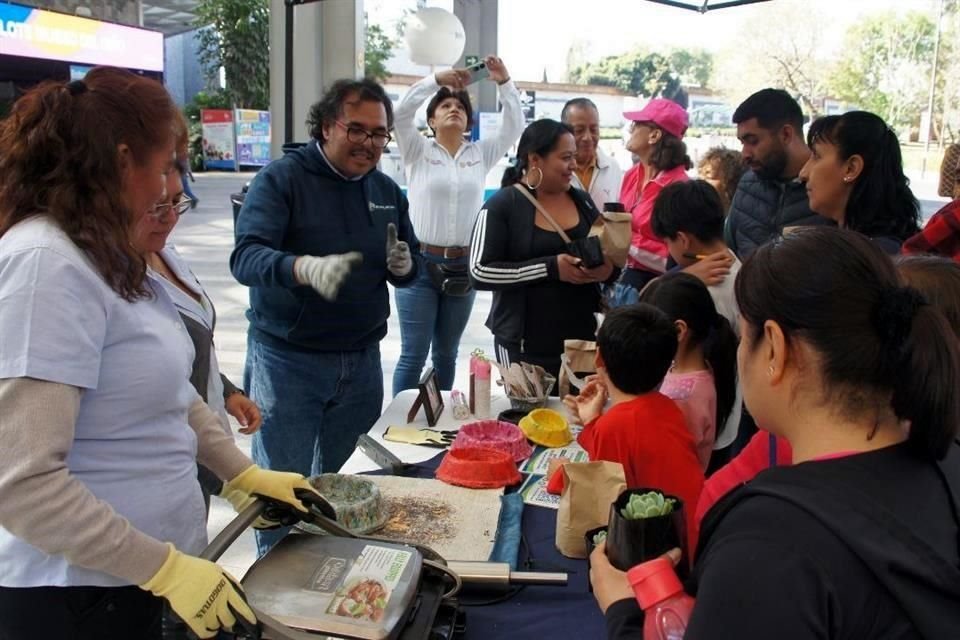 Más de 500 personas participaron en la colecta de residuos eléctricos y electrónicos.