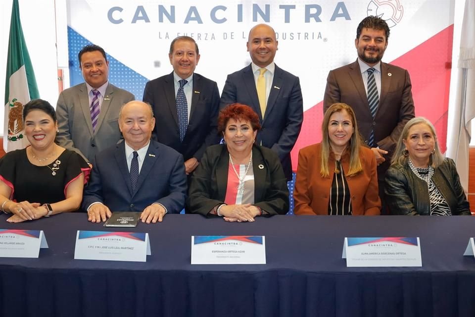 Esperanza Ortega fue reelegida como presidenta de la Cámara Nacional de la Industria de Transformación (Canacintra),