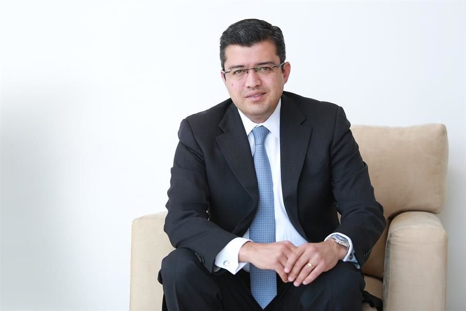 Víctor Esquivel, socio director general de KPMG México.